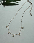 Dainty Daisy Necklace