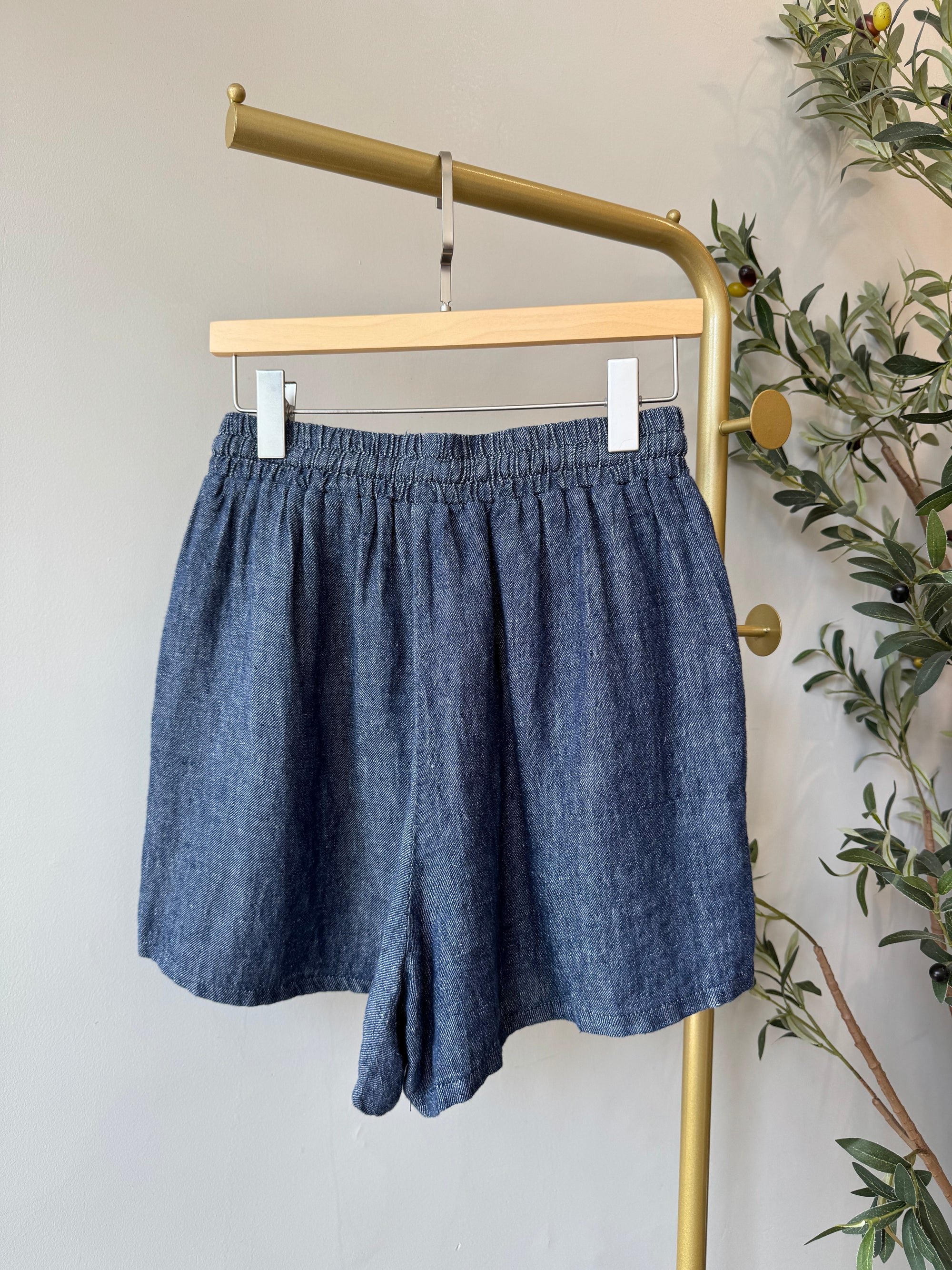 MAJOR Shorts