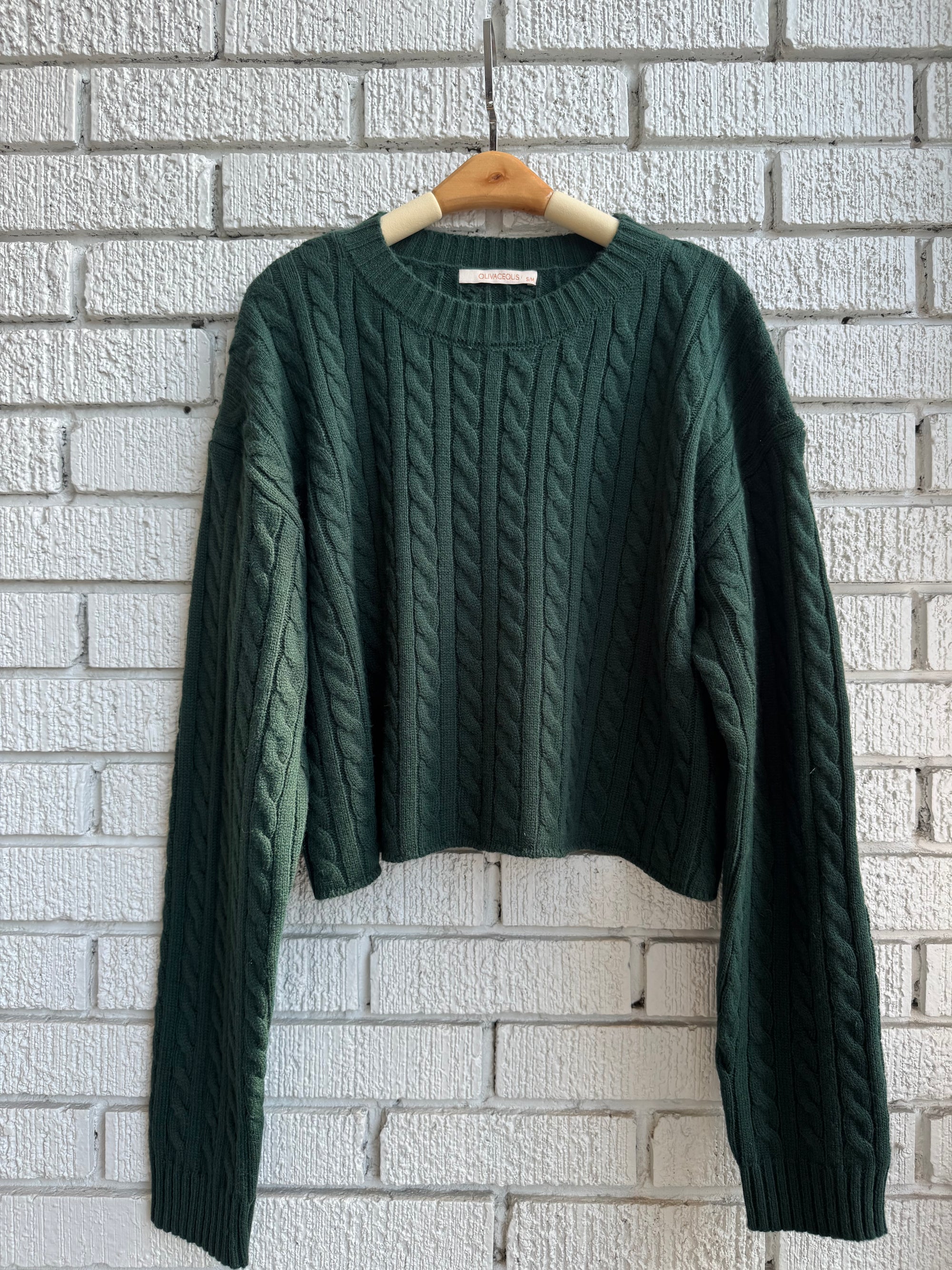 GET CLOSE Sweater