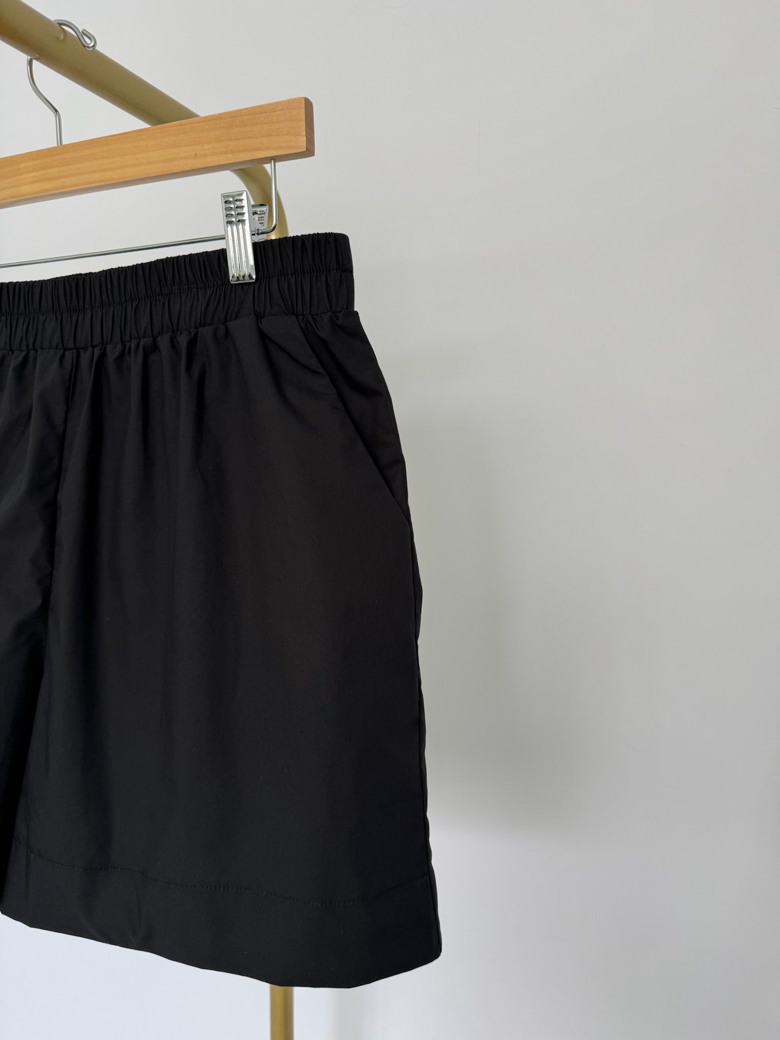 SLOW DOWN Shorts