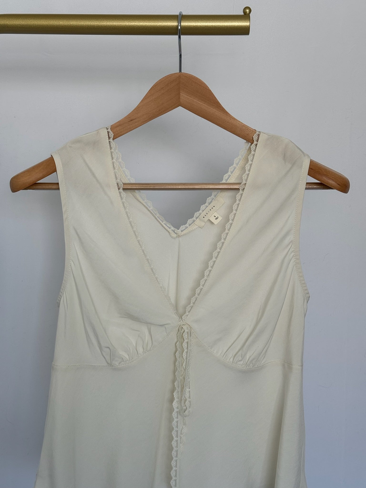 THE ARIELLE Top