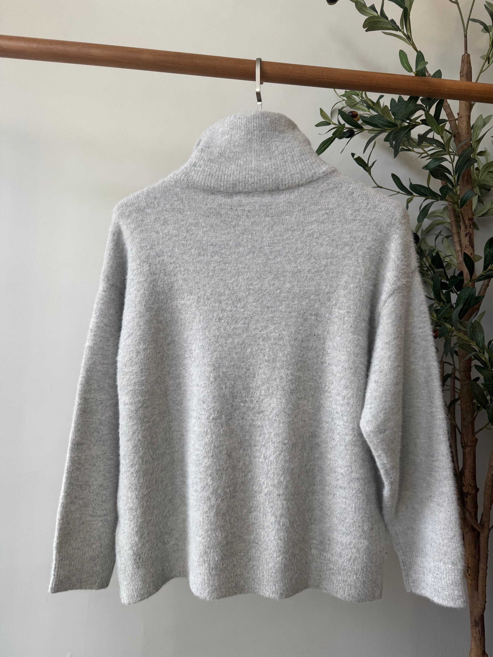 SWEATER WEATHER Cardigan