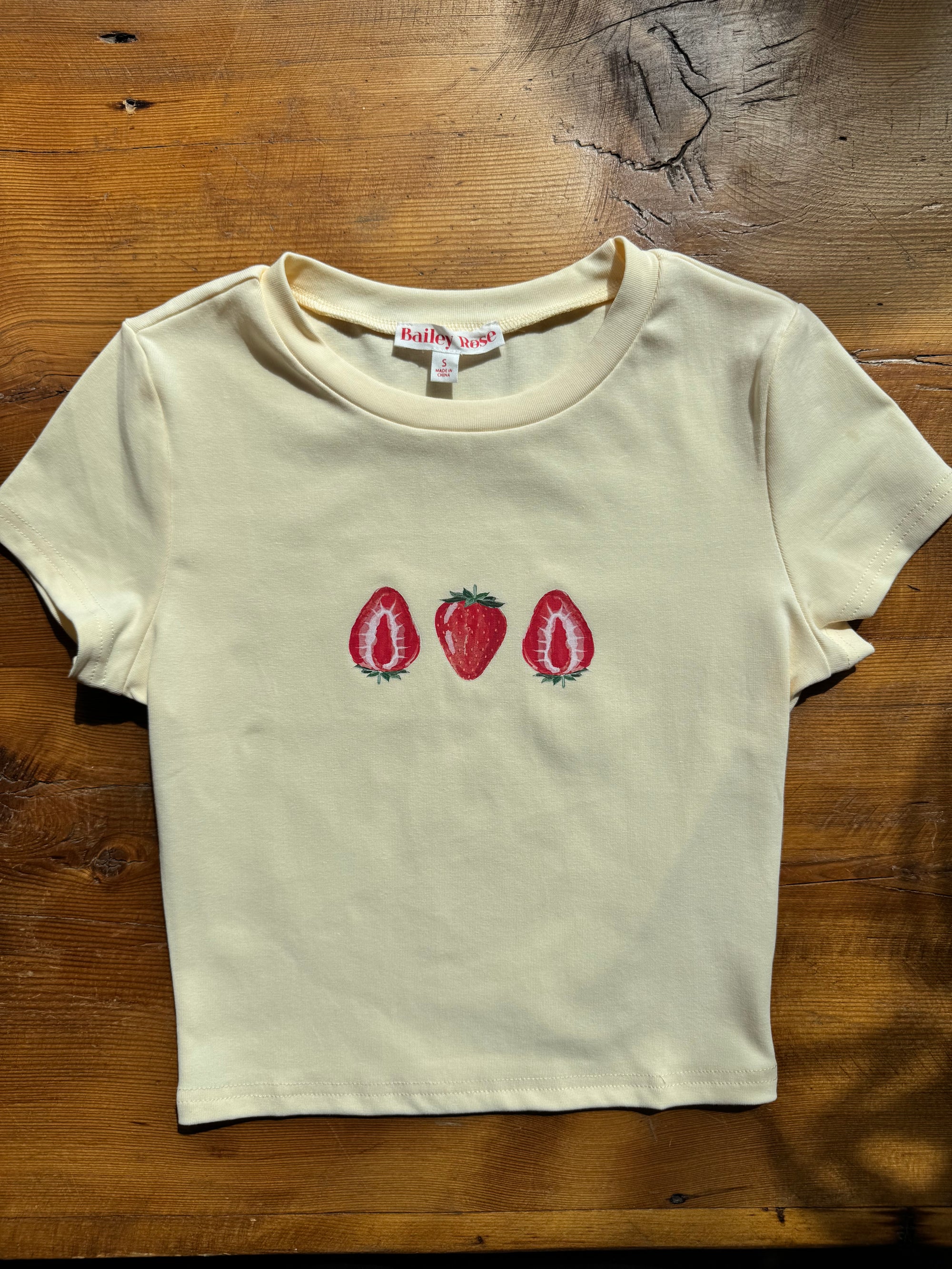 STRAWBERRY T-Shirt