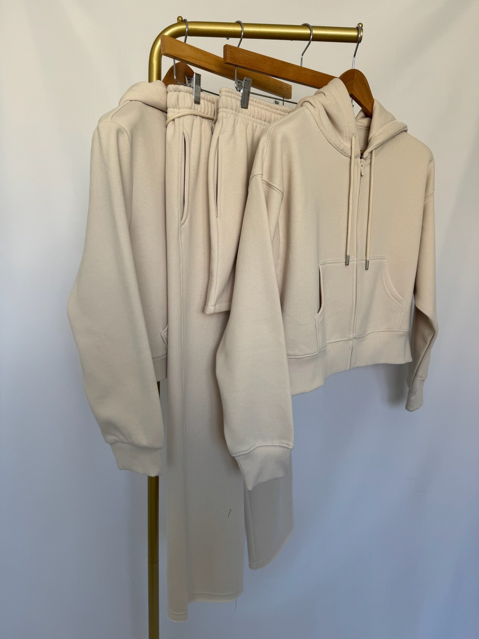 TUESDAY Fleece Hoodie