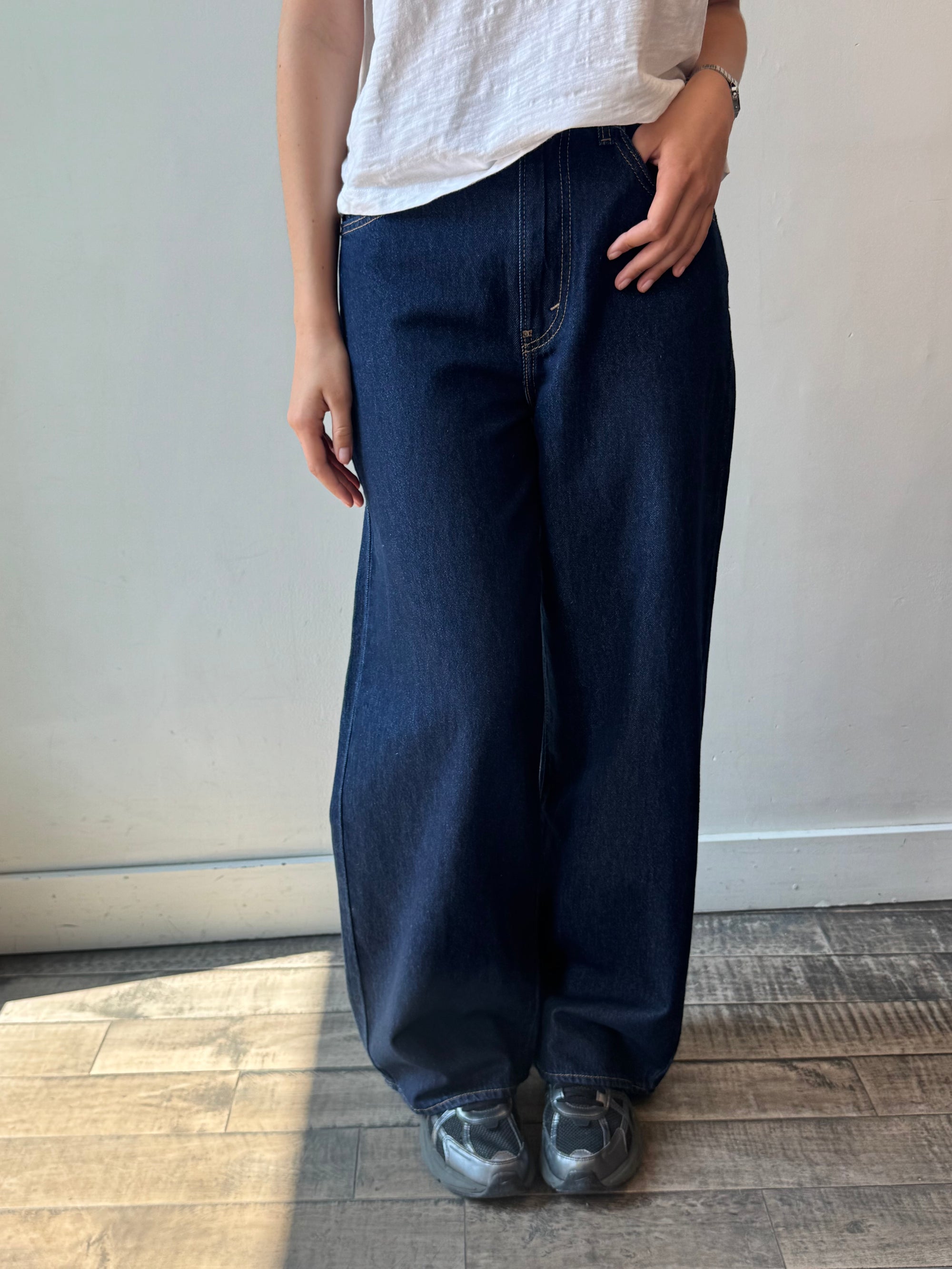 Levi's Cinch Baggy Jeans