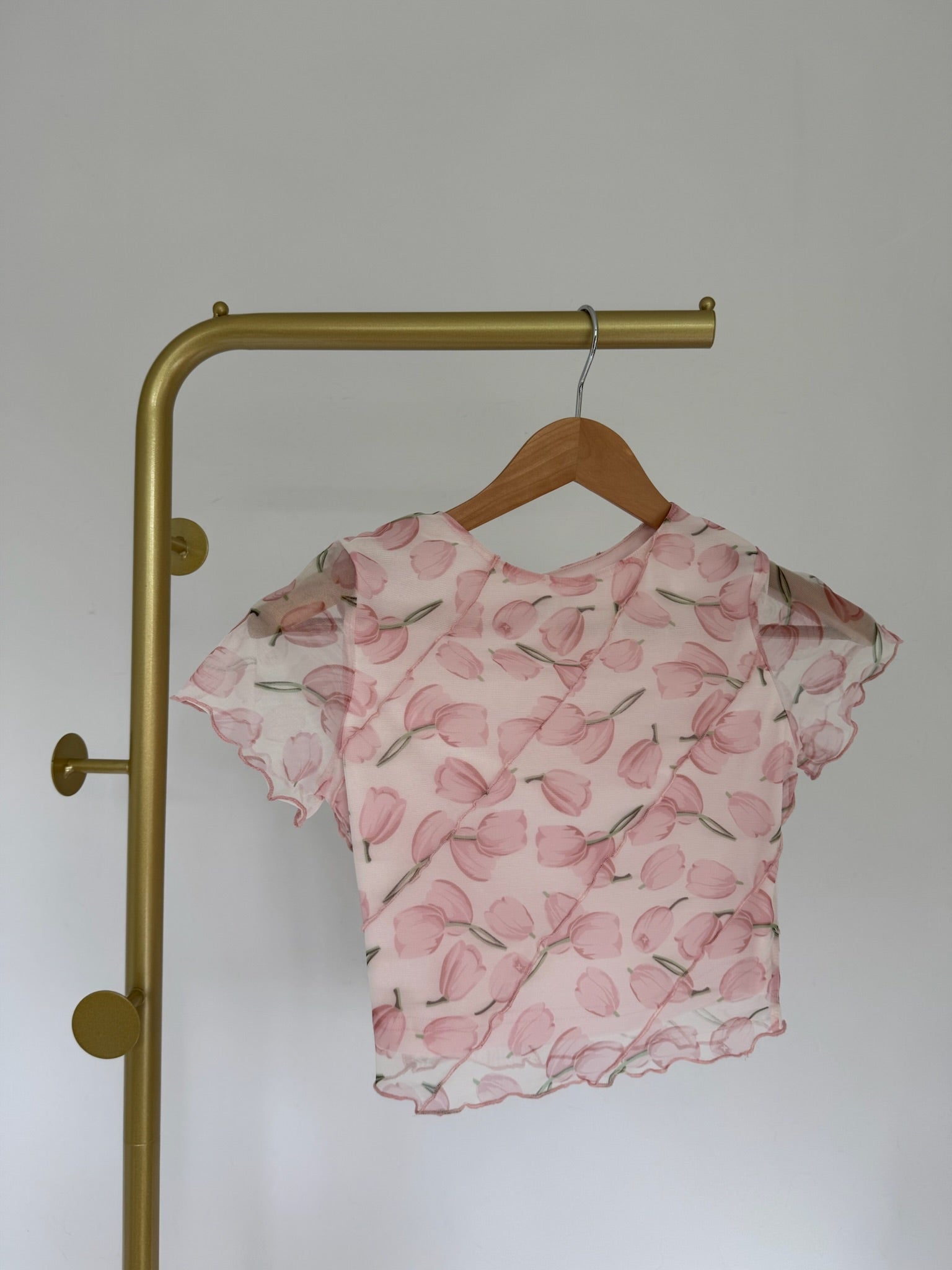 TULIP SEASON Top