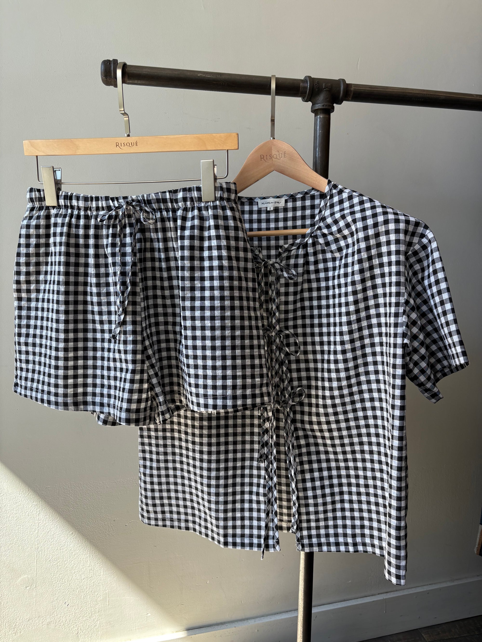 ON THE PATIO Shorts