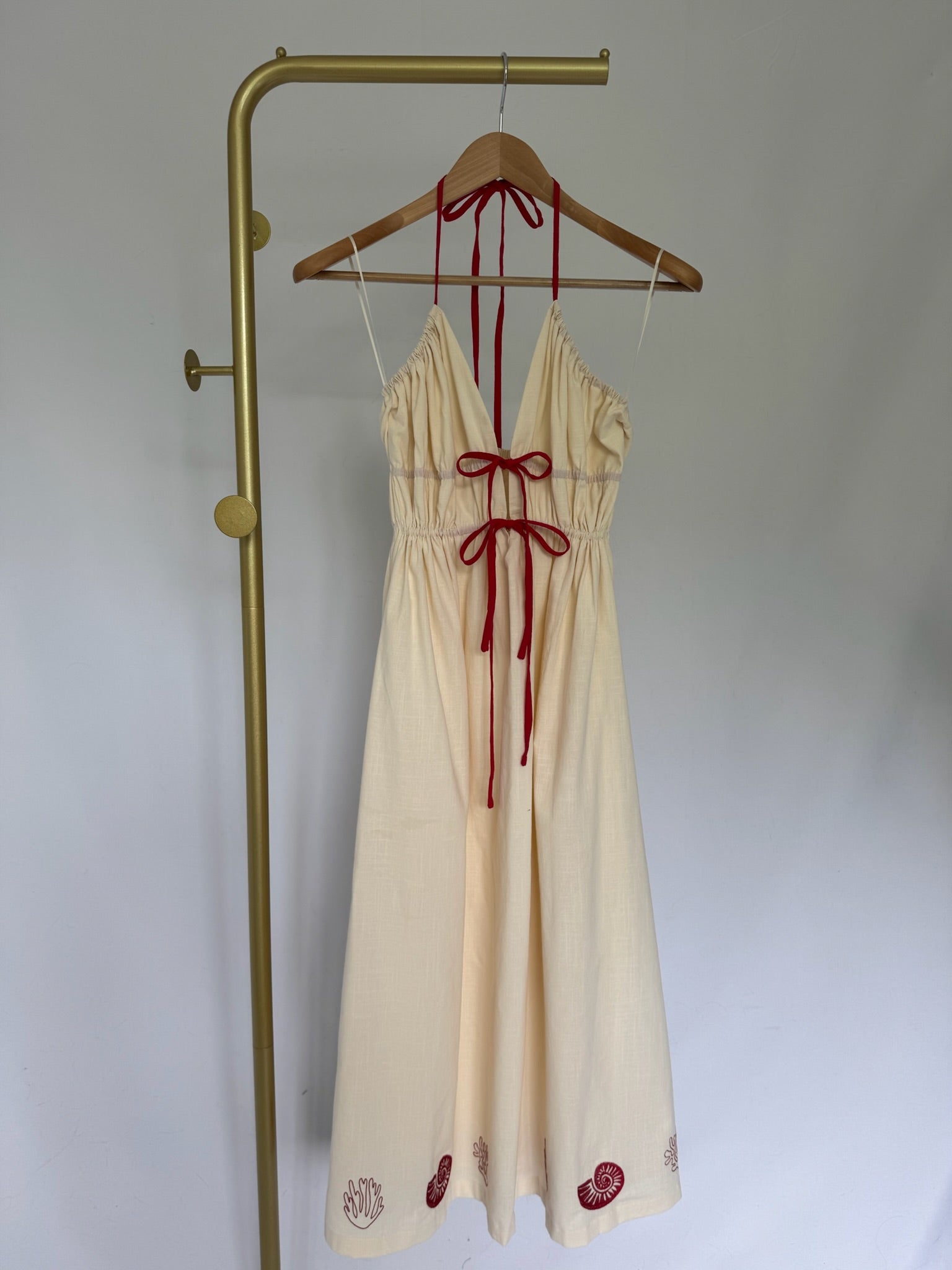 BACKYARD PARTY Dress