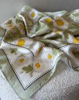Daisy Scarf