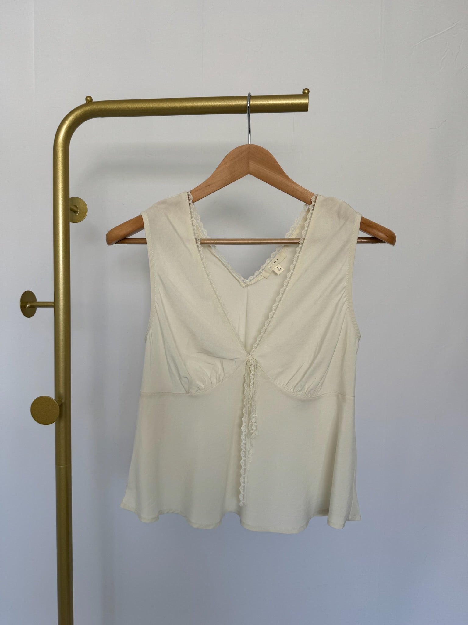 THE ARIELLE Top