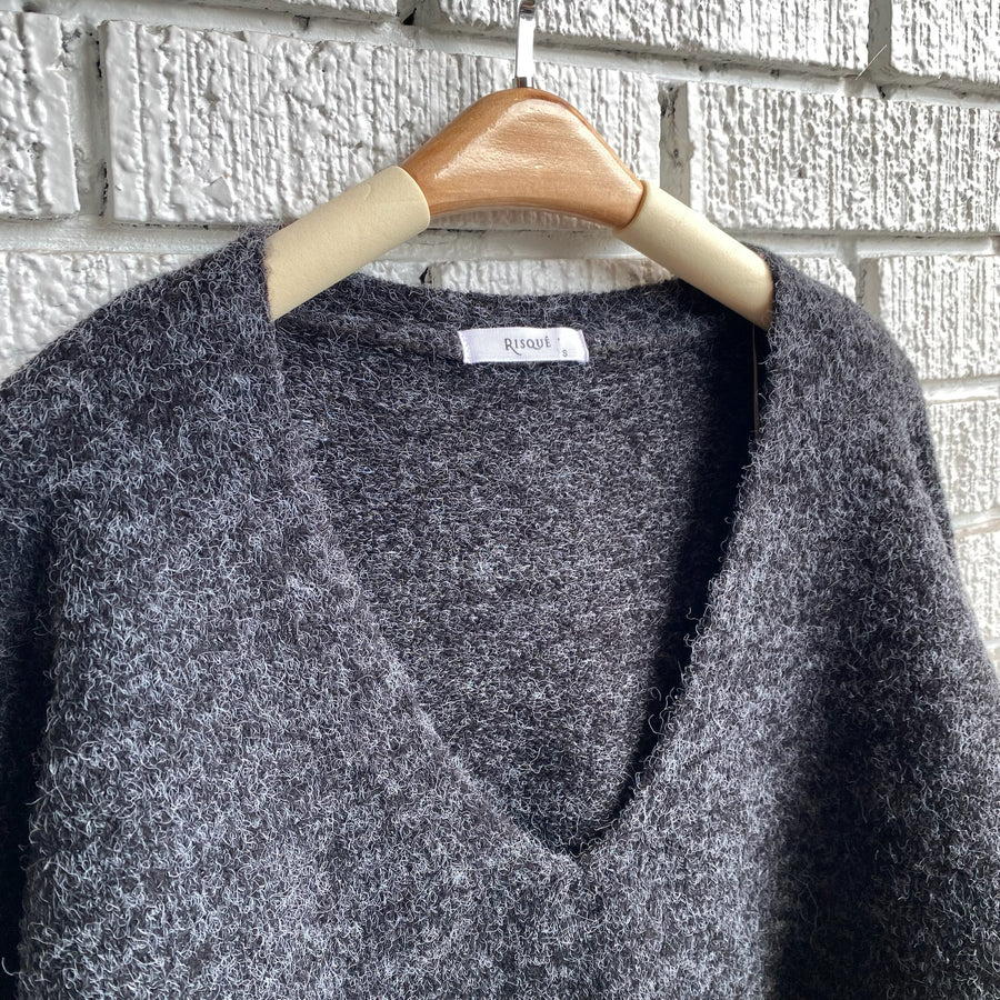 DOMINIK V Neck Sweater