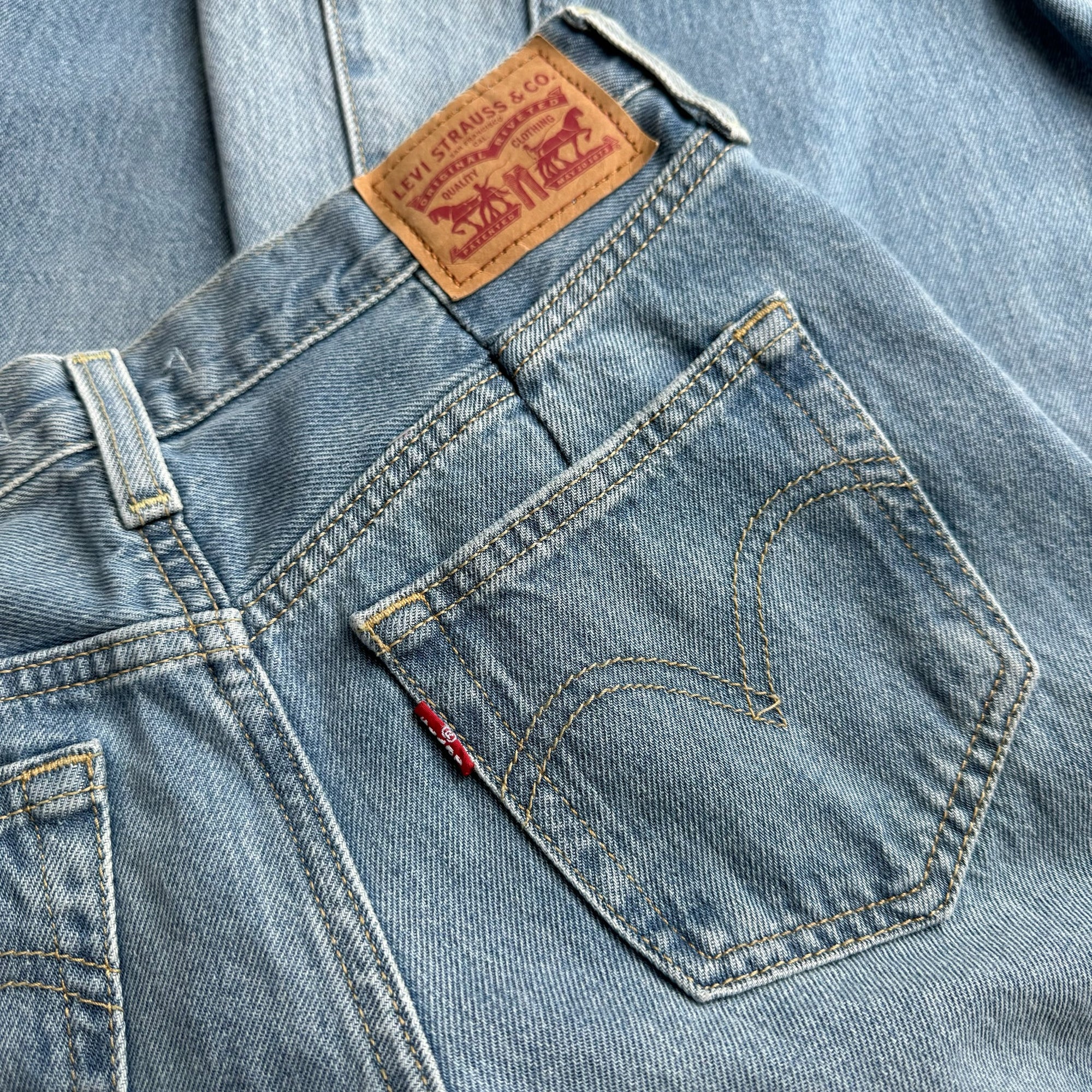 LEVI&#39;S 94 BAGGY Wide Leg Jeans