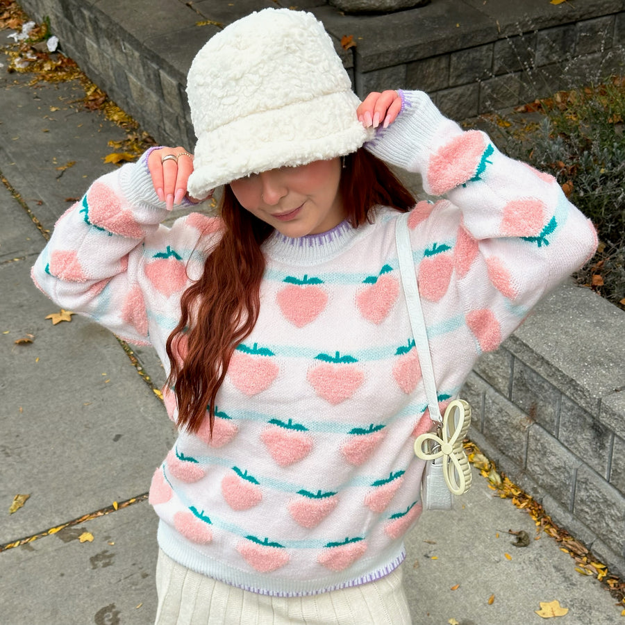 PEACHY Sweater