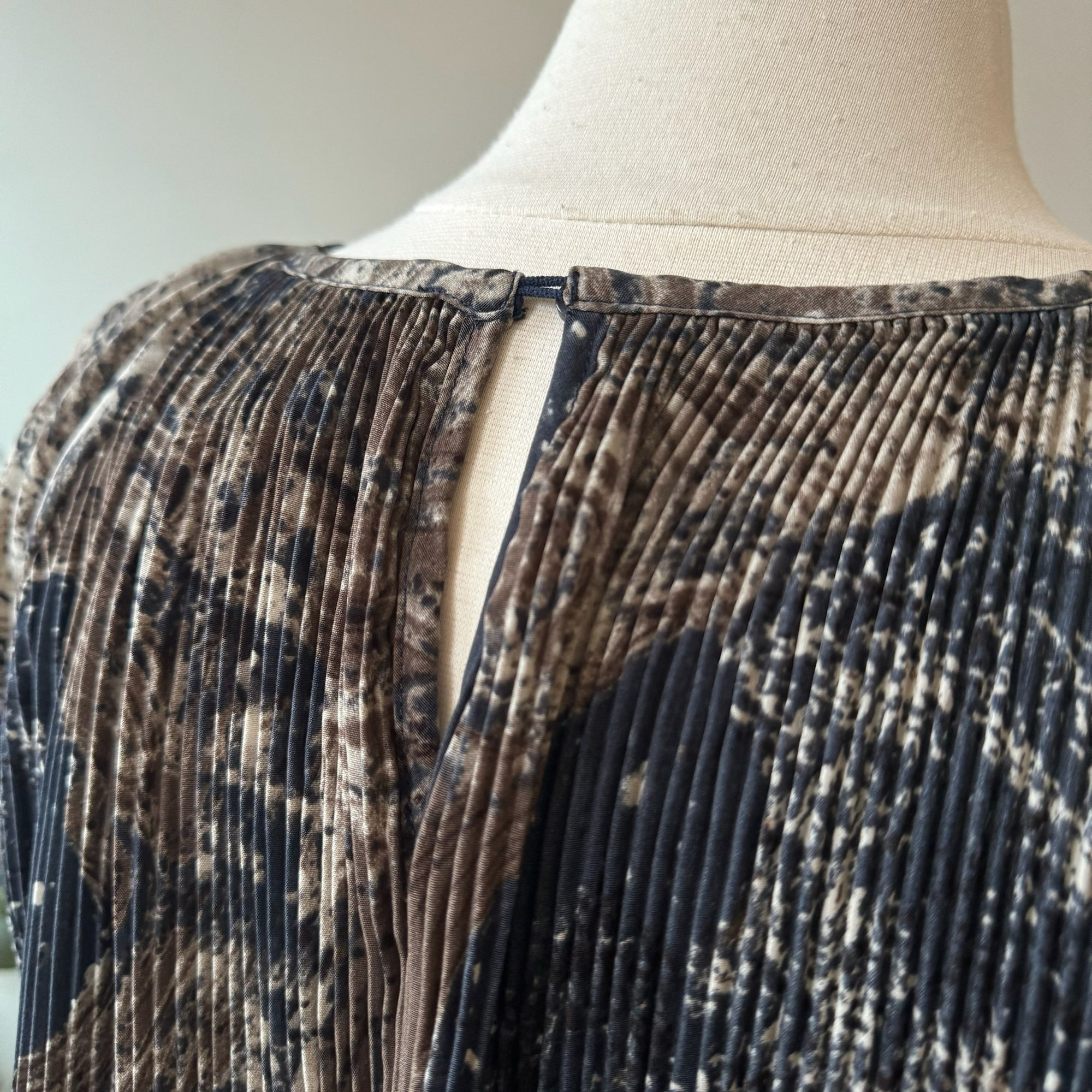 DOUGLAS Mini Dress