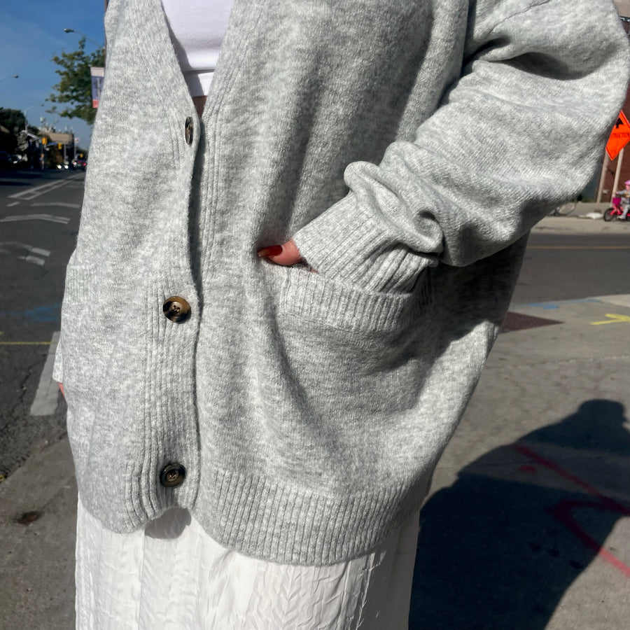 ELLEWOOD Relaxed Cardigan