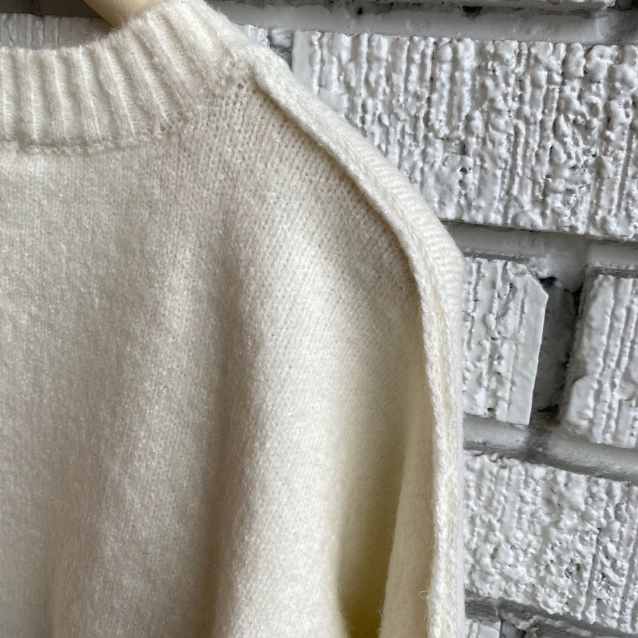 YUKIO Crewneck Sweater