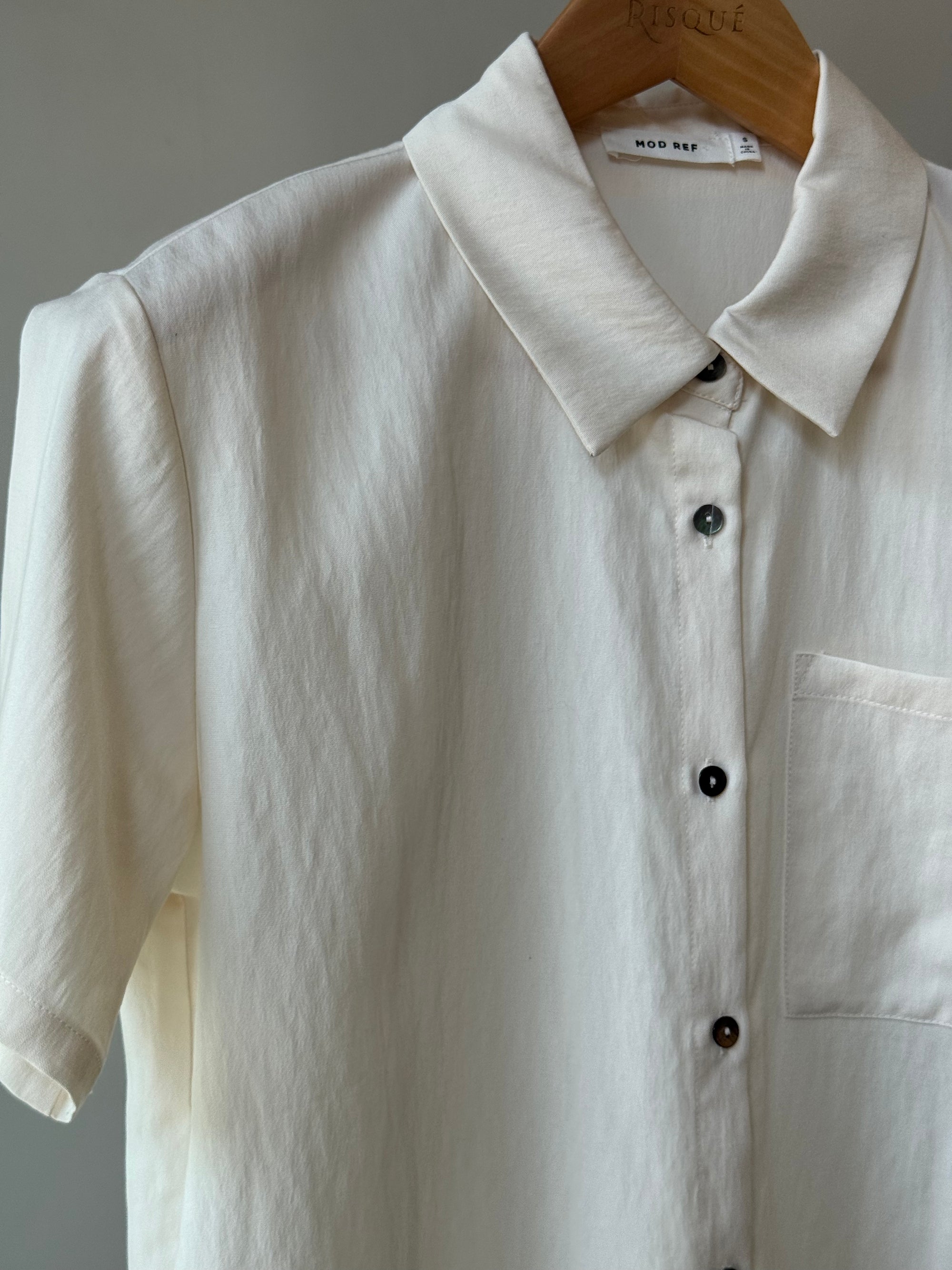 THE JULIE Shirt