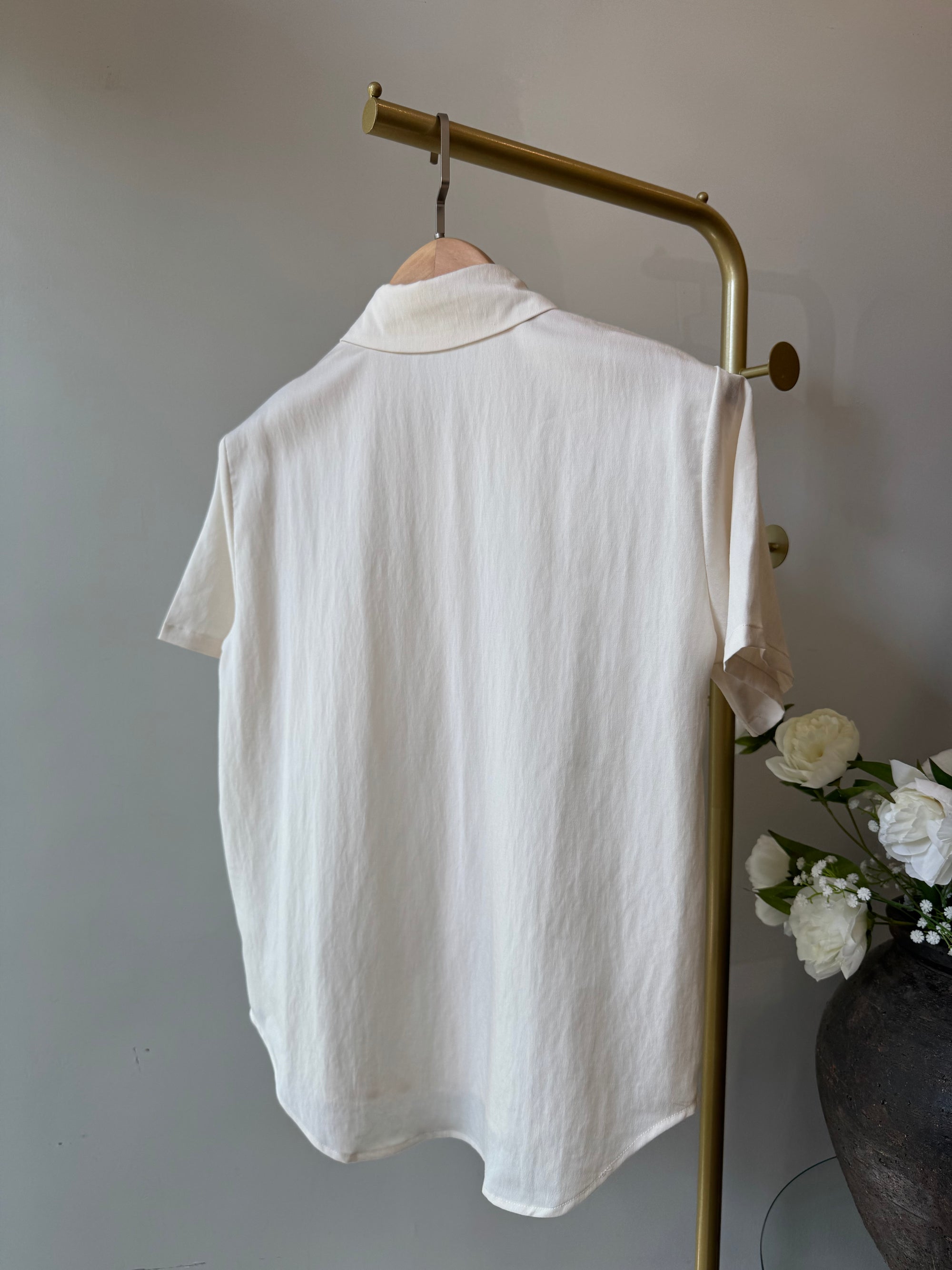 THE JULIE Shirt