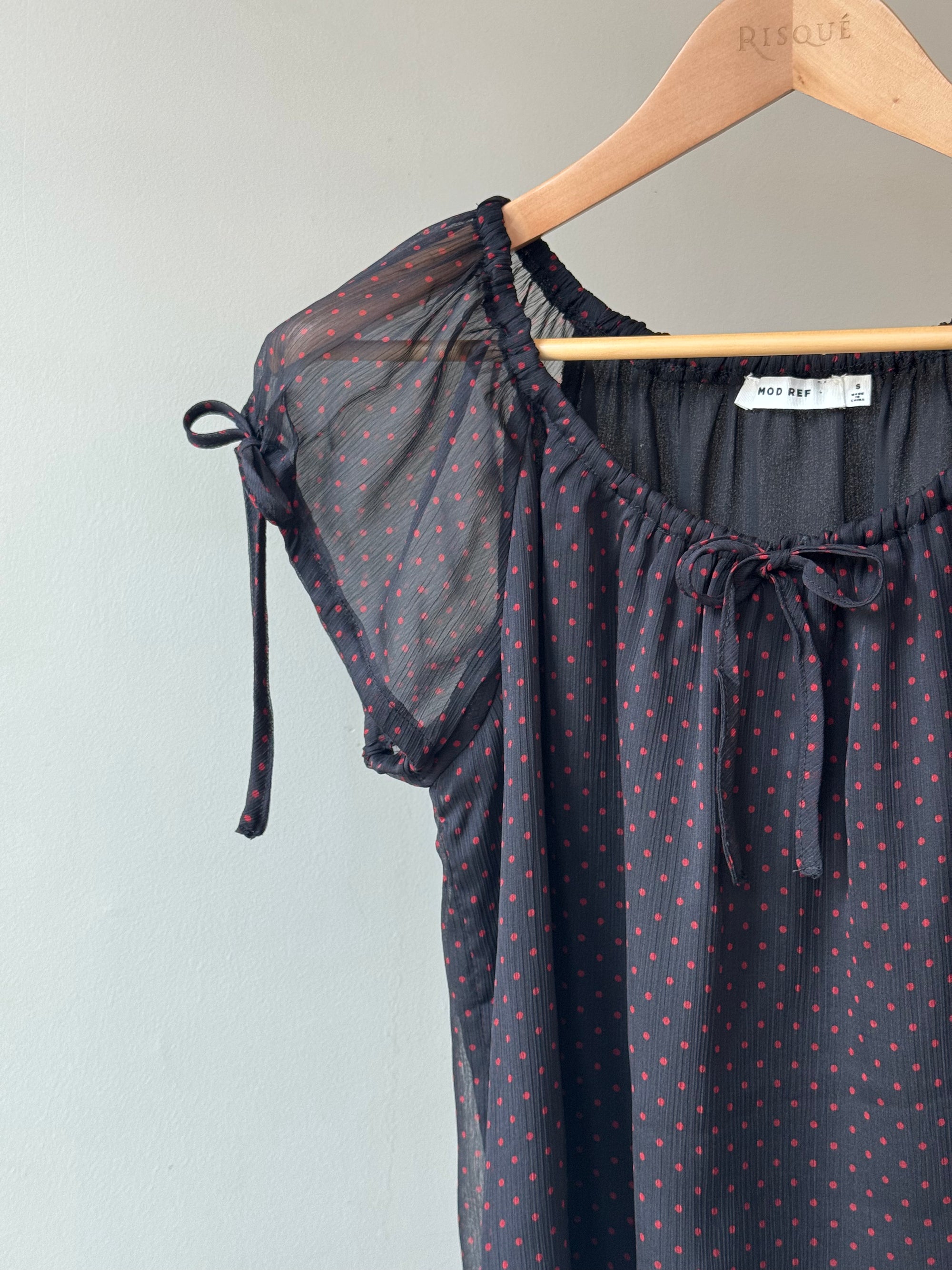 THE LAUREN Top