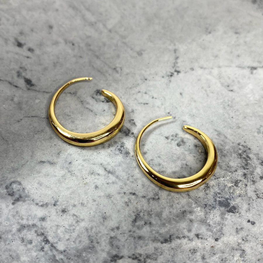 Hoops