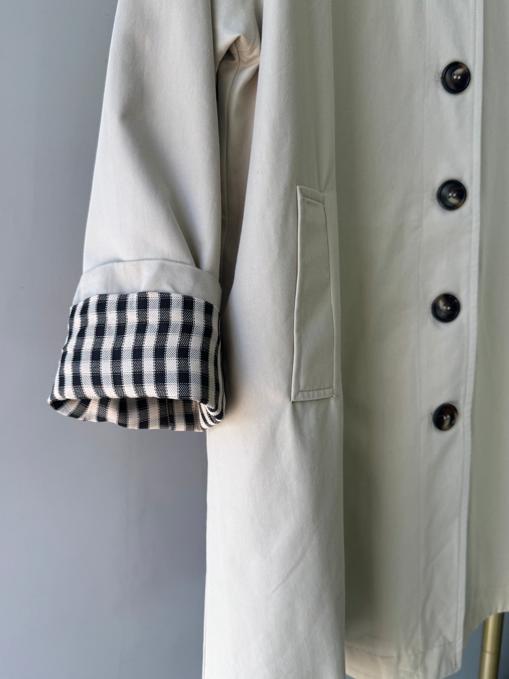 THE LONDON Coat