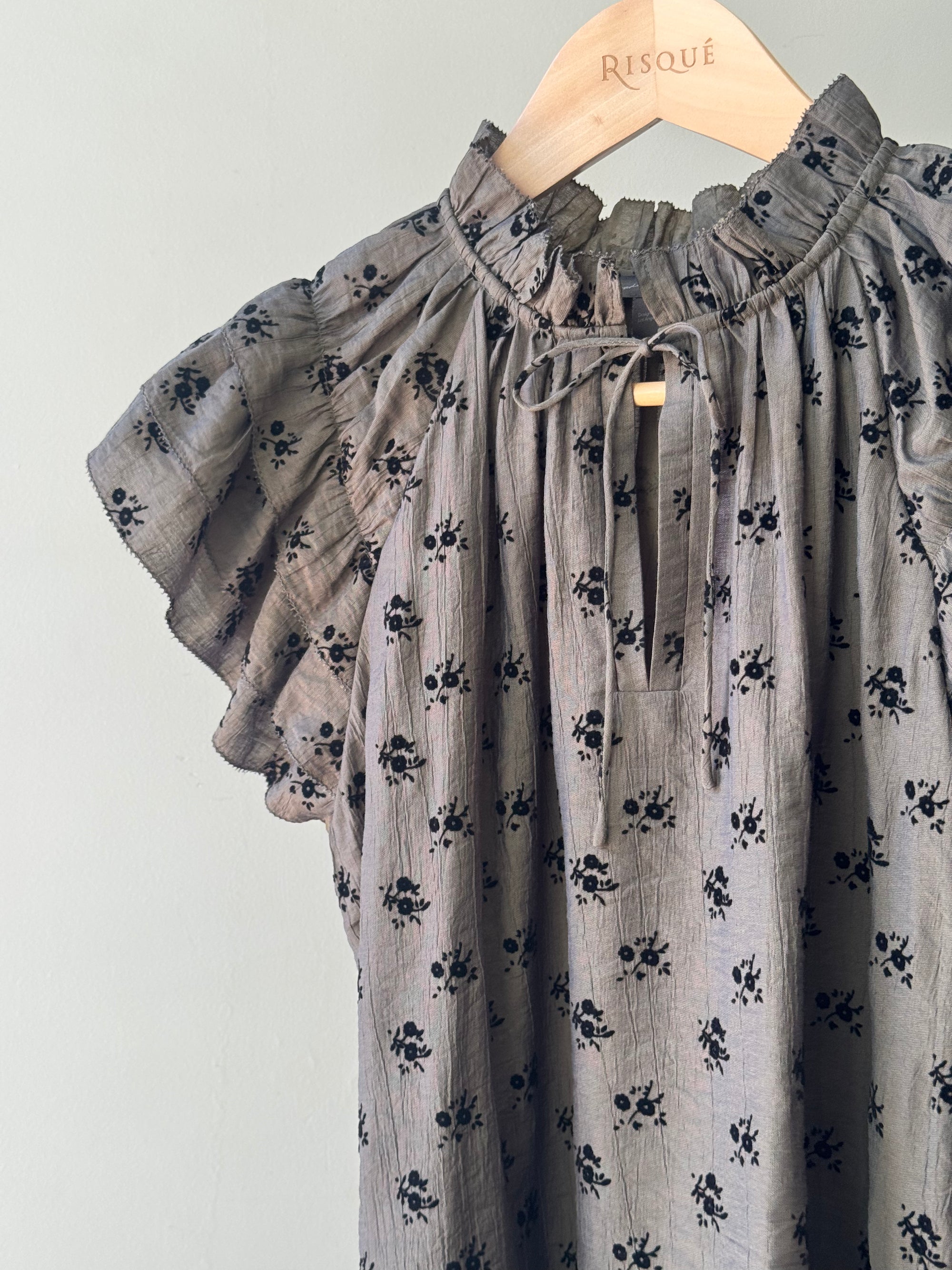 CLEAR CUT Top