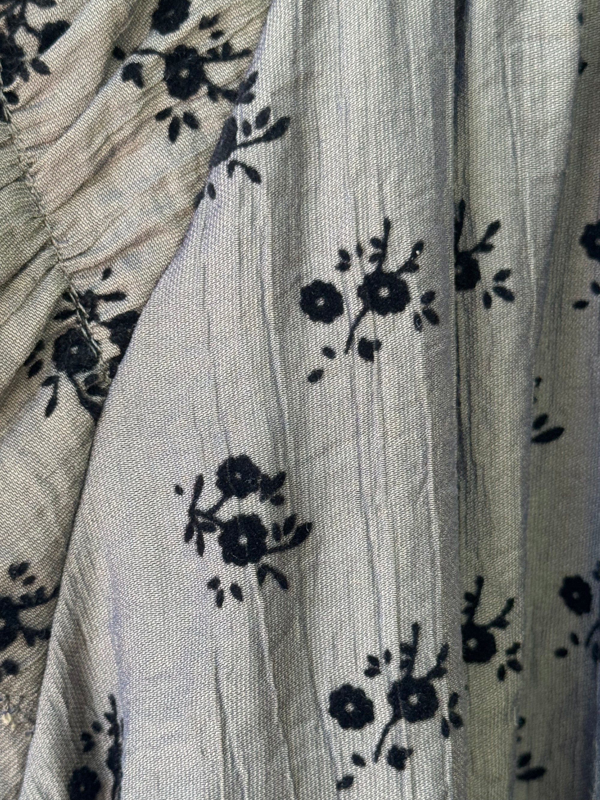 CLEAR CUT Top