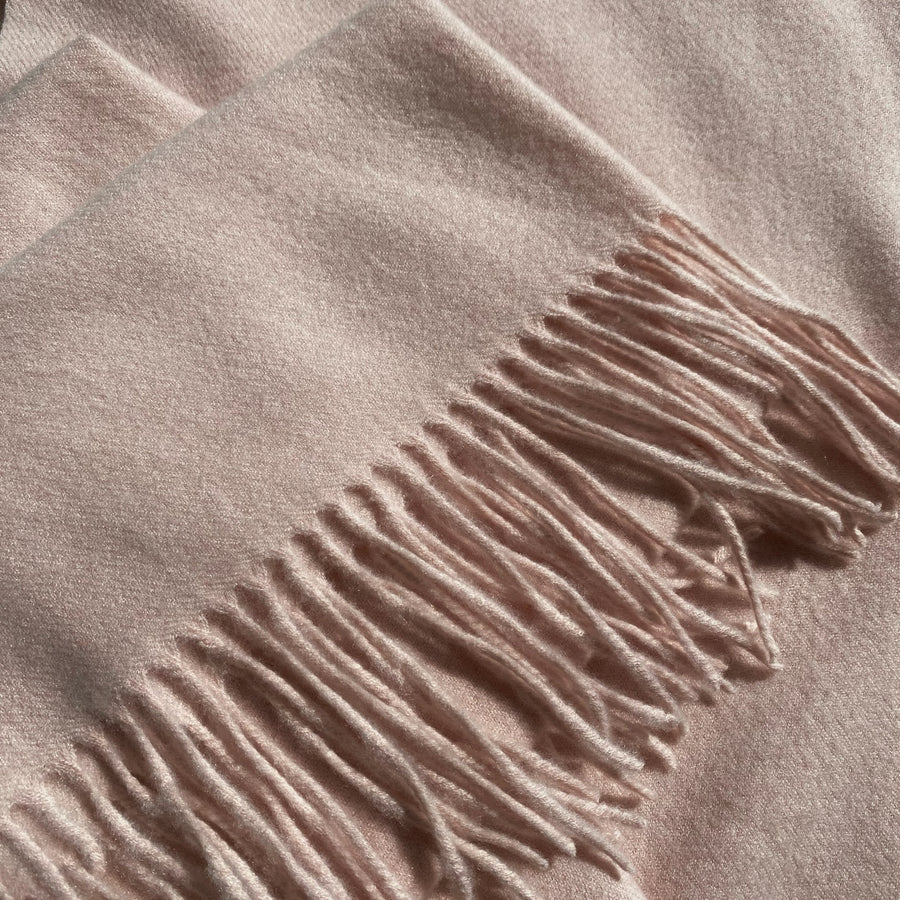 BENNY Oversized Scarf