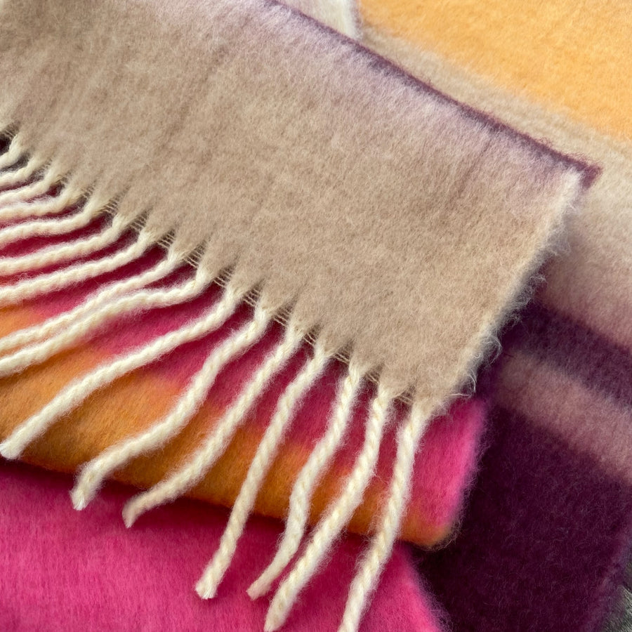 DERRY Oversized Scarf