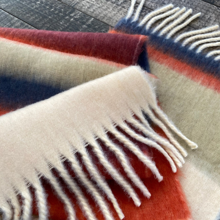 DERRY Oversized Scarf