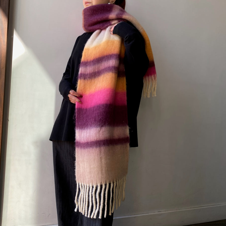 DERRY Oversized Scarf