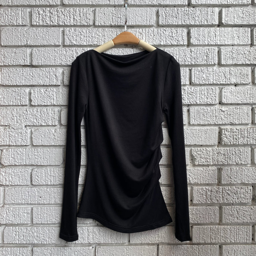 THE SUMAIYA Top