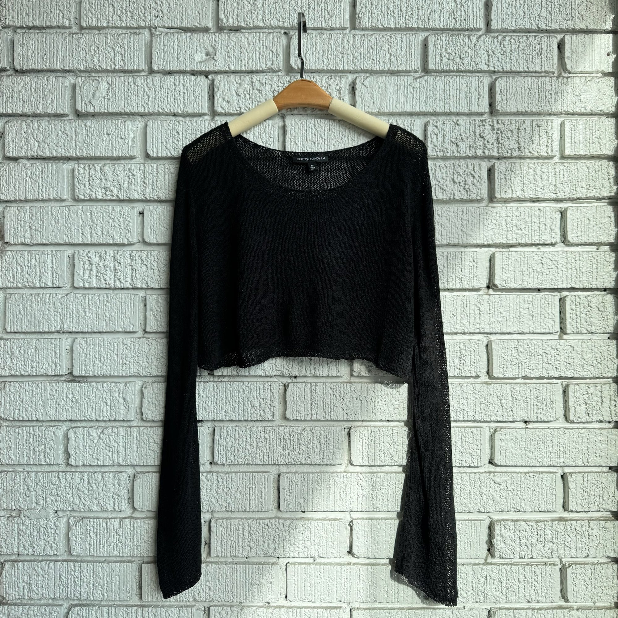 GIGI Cropped Sweater