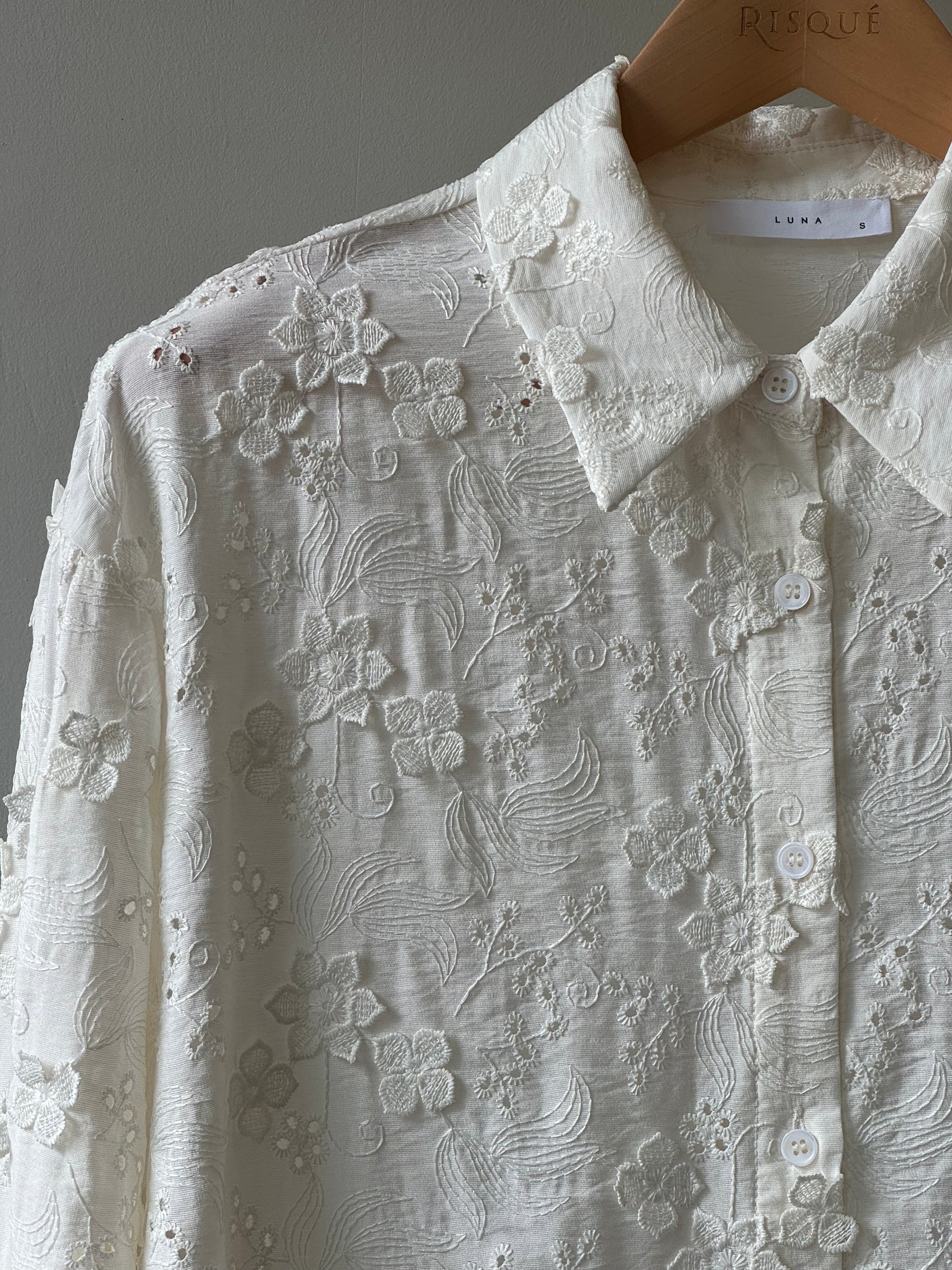 URBAN BLOSSOM Shirt