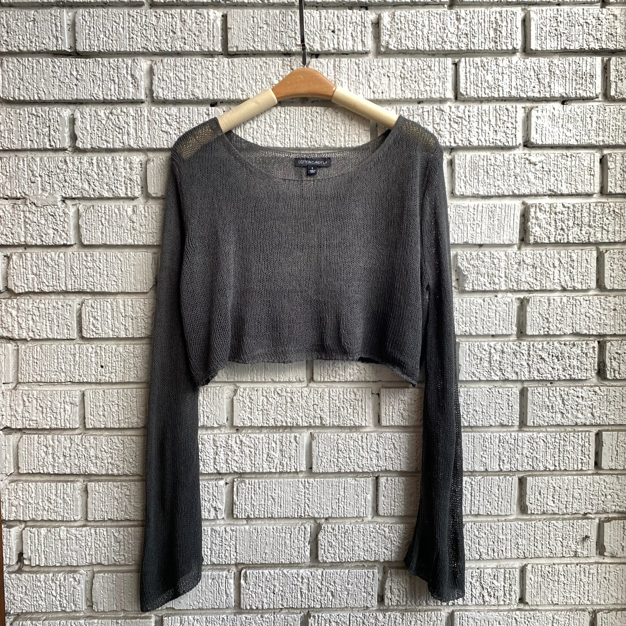 GIGI Cropped Sweater