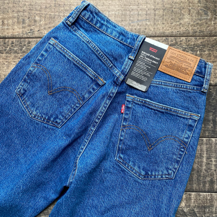 LEVI'S Ribcage Straight Ankle