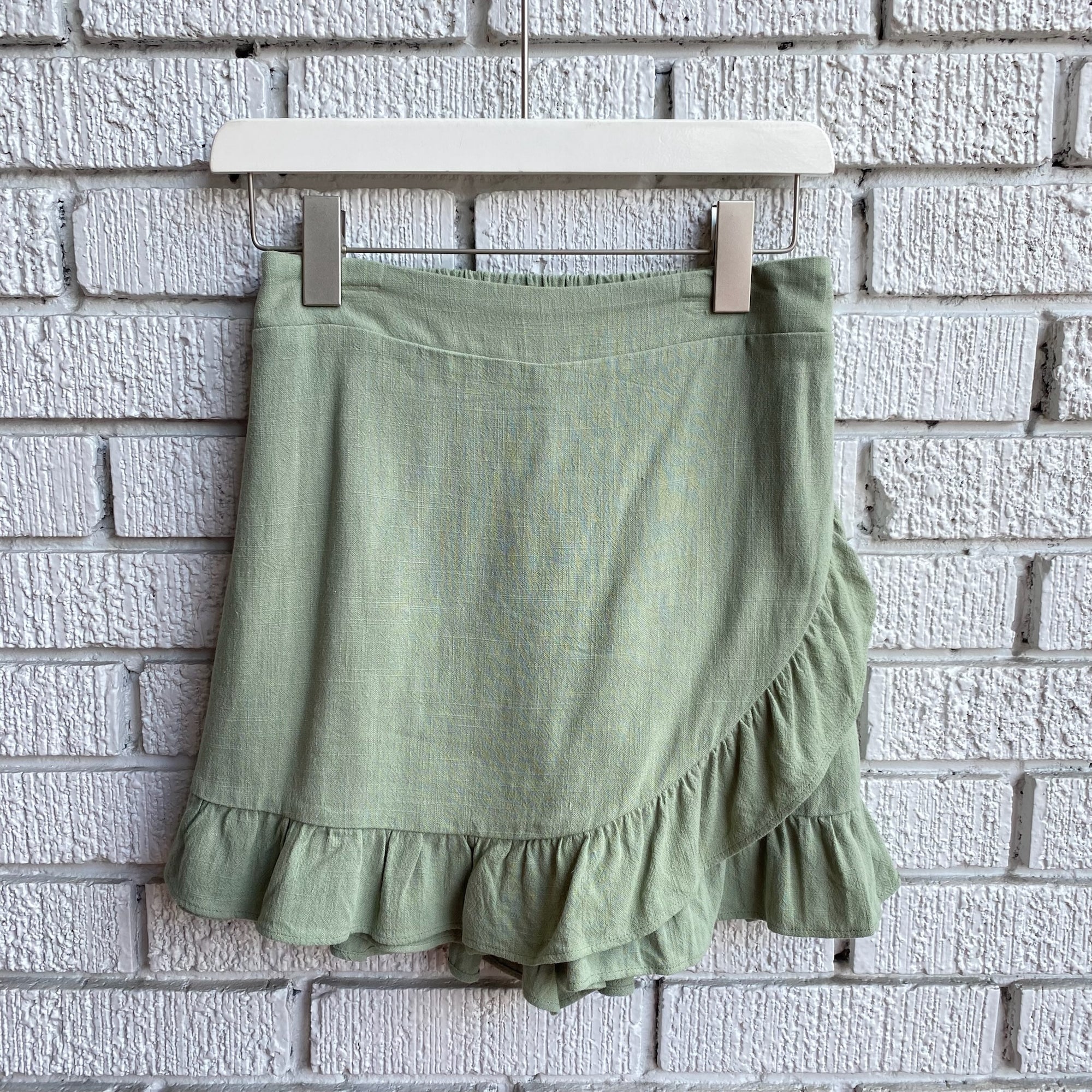 KIOSHI Ruffle Front Skort