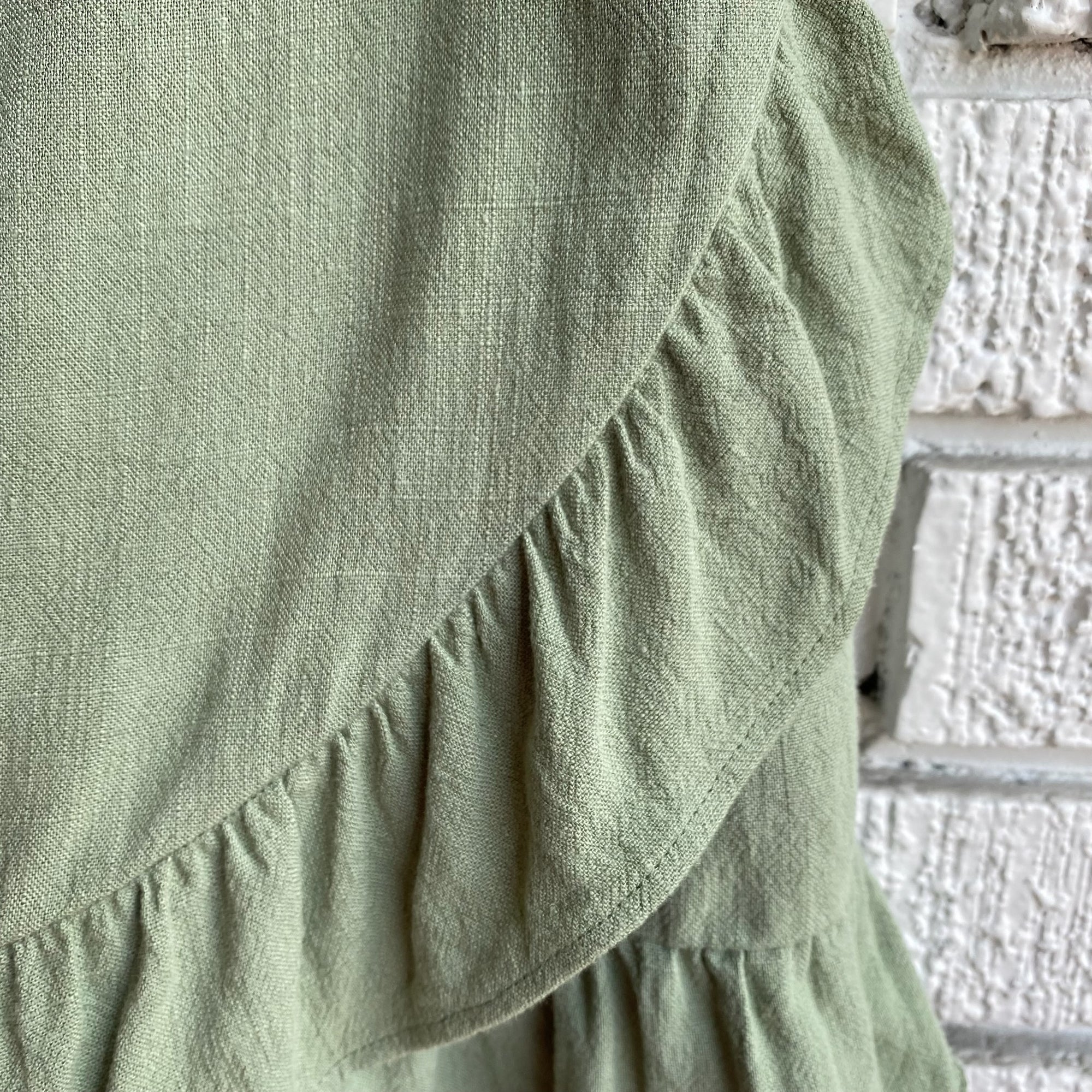 KIOSHI Ruffle Front Skort