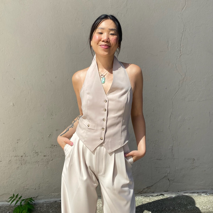 MATEO Halter Vest
