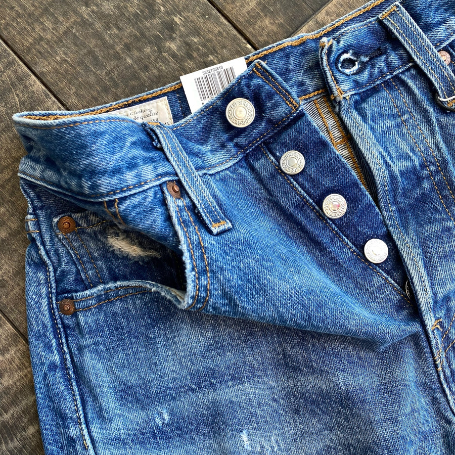 LEVI'S Distressed 501 Shorts