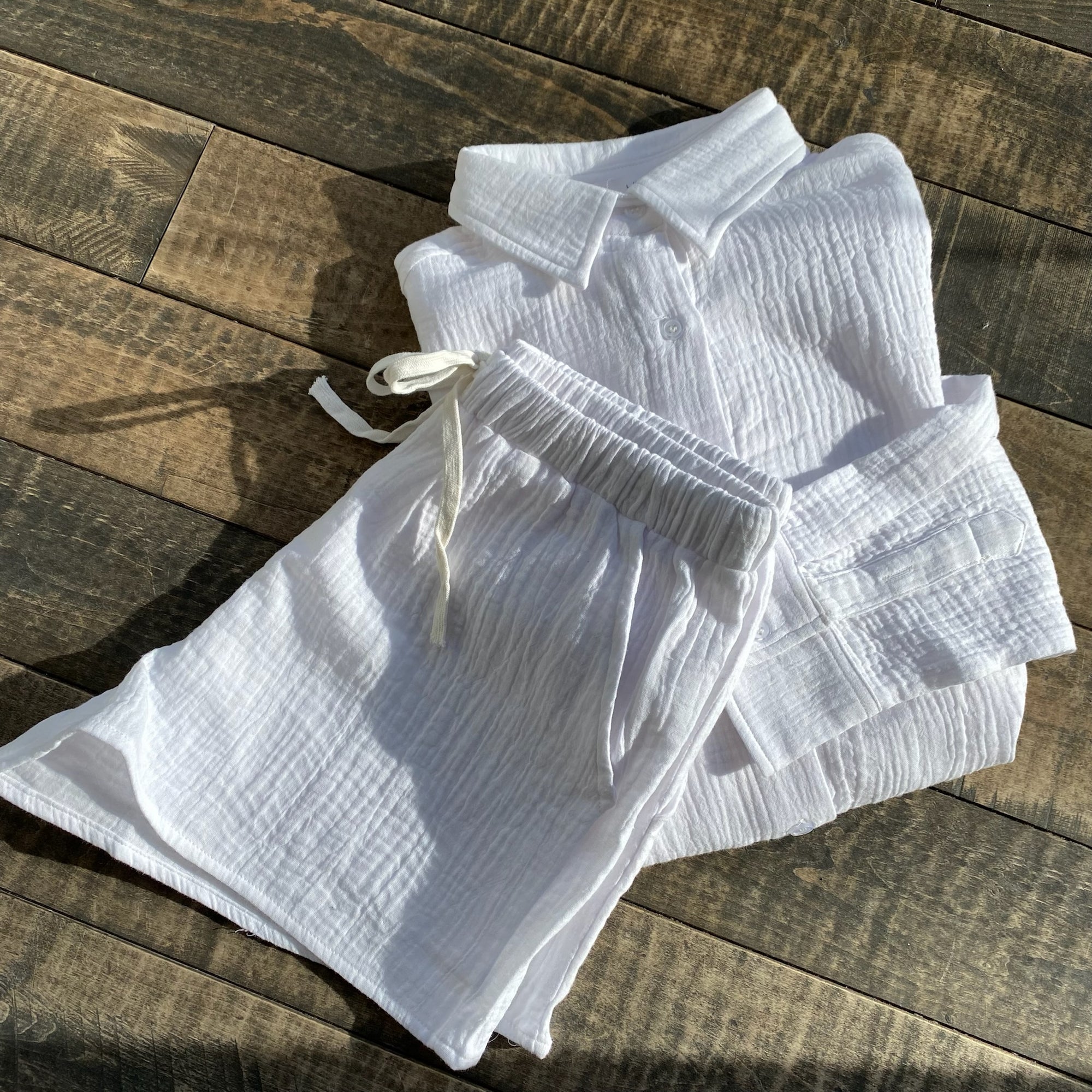 DECK Shorts