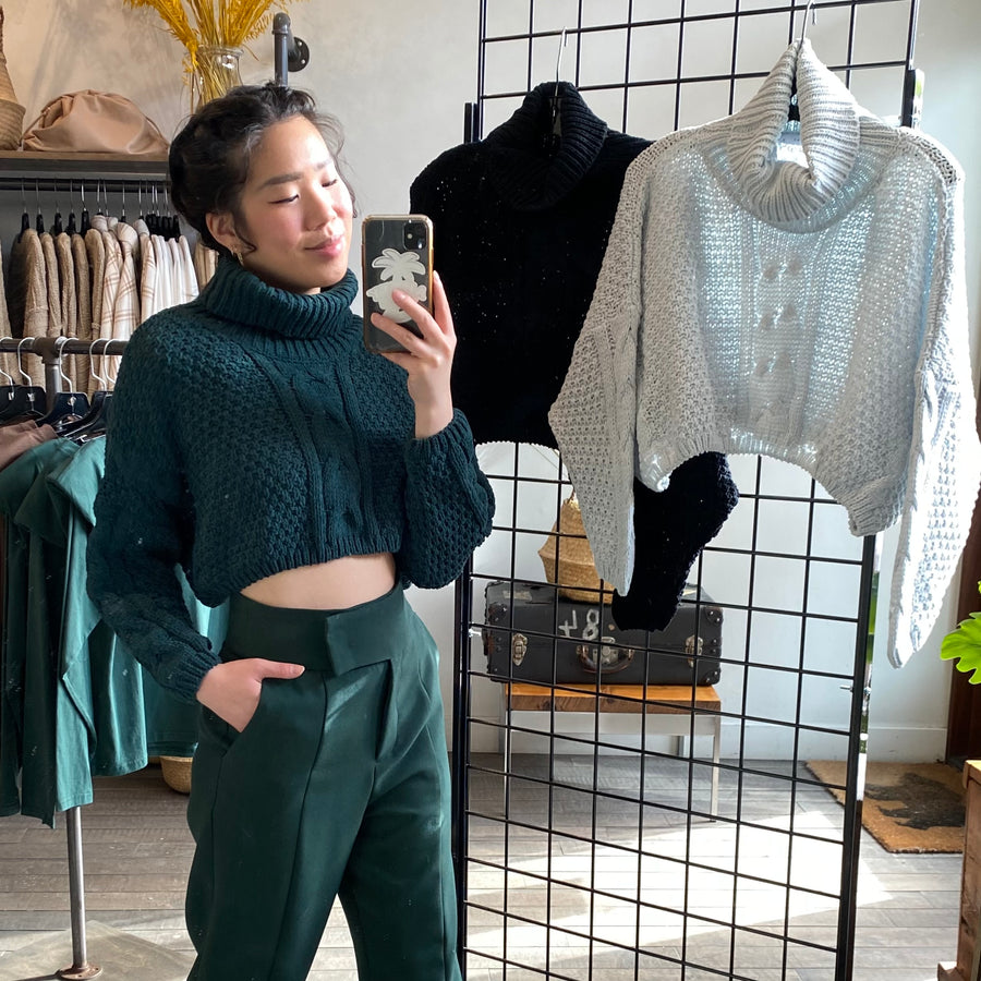 MINDY Crop Knit Sweater