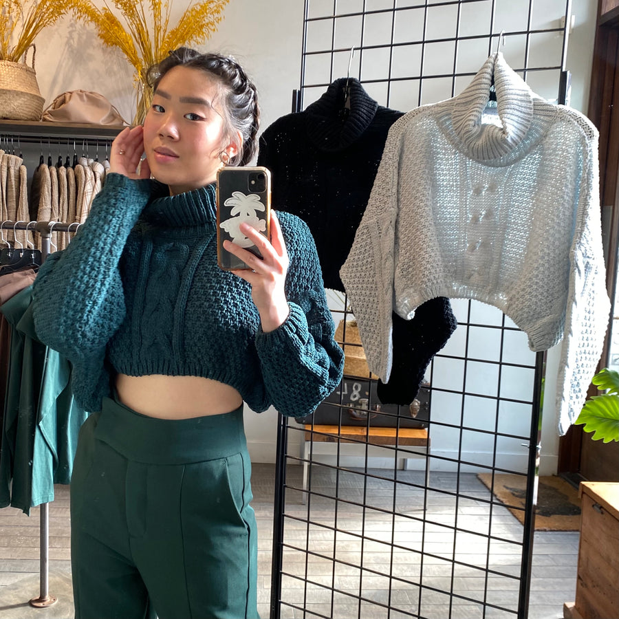 MINDY Crop Knit Sweater