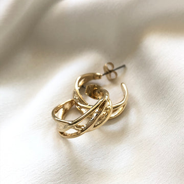 Detail Small Hoops