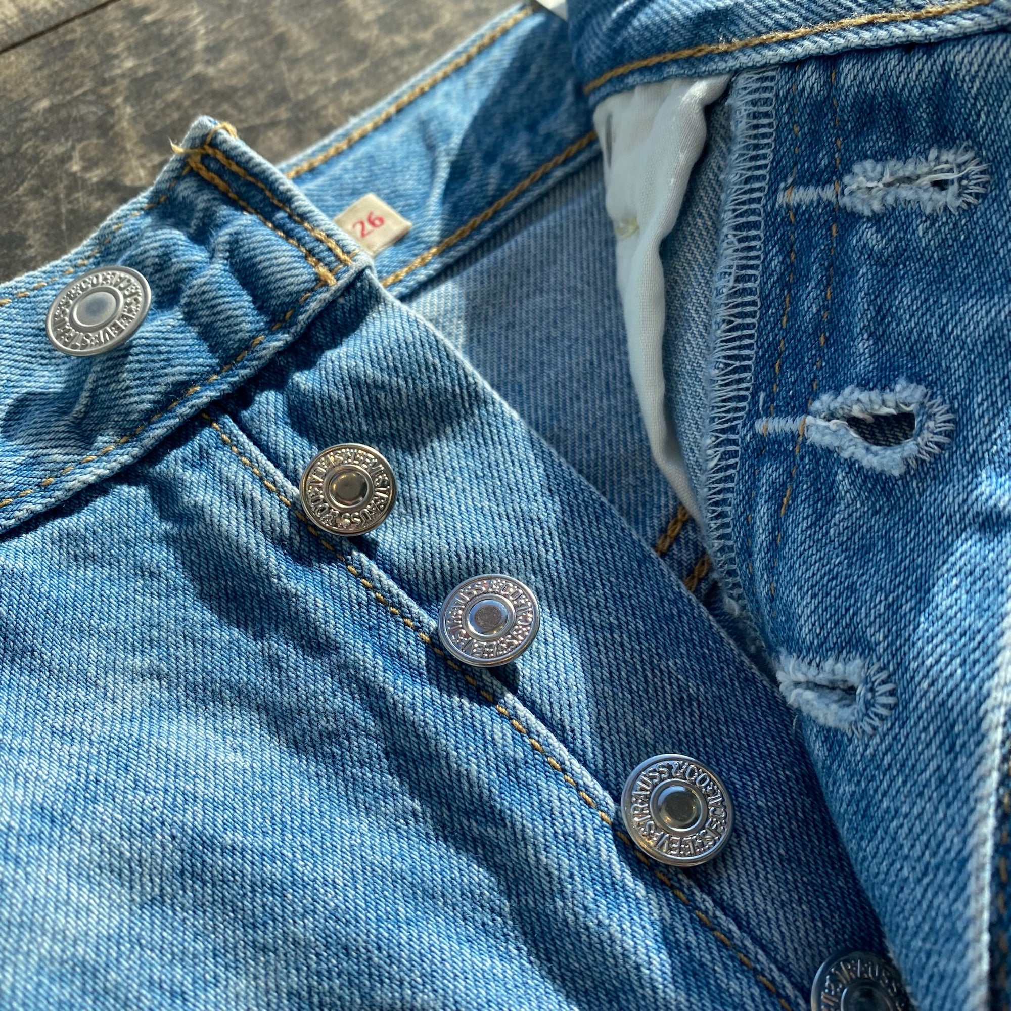 LEVI&#39;S RIBCAGE Shorts