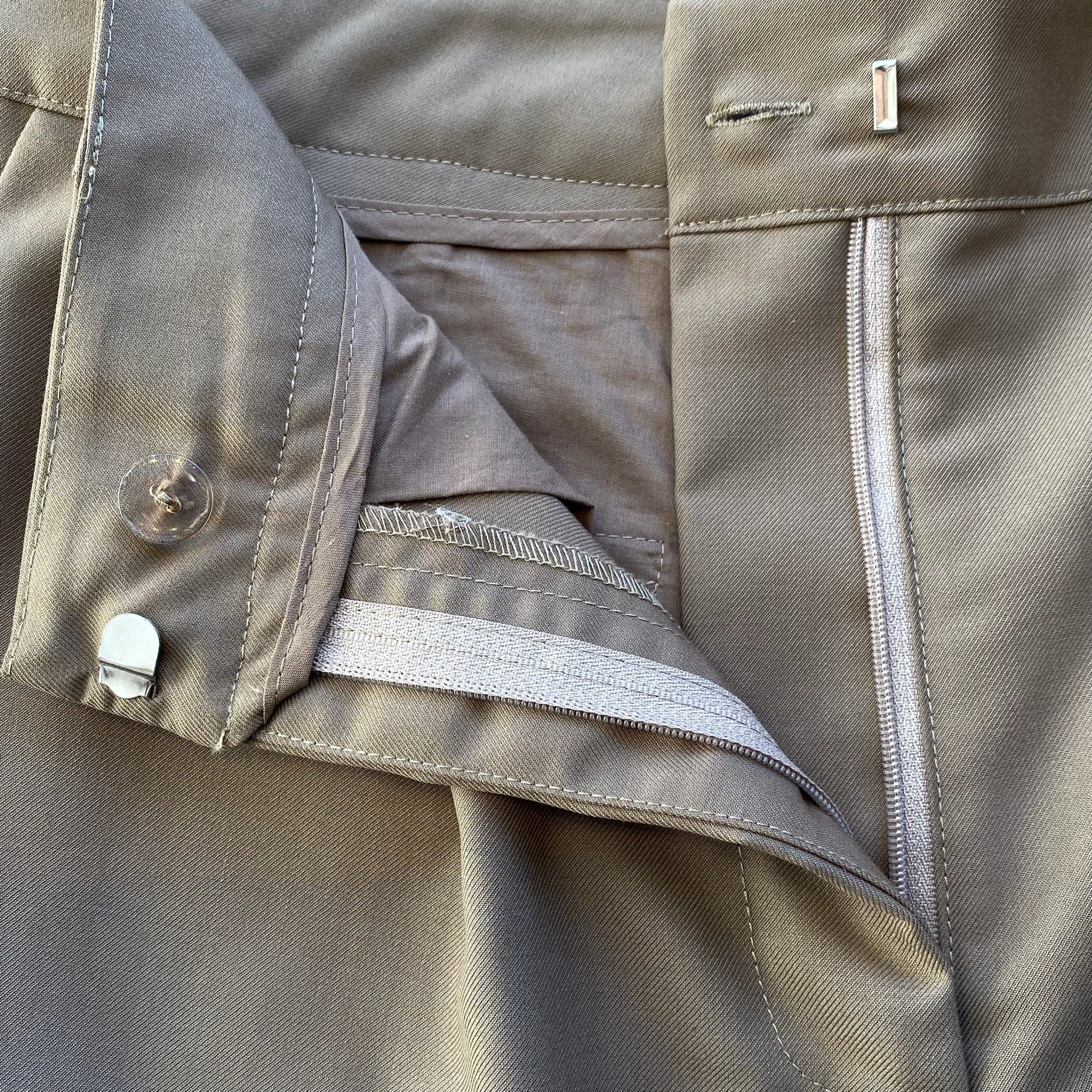 LINDY Shorts