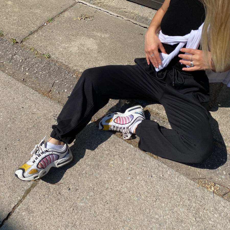 DELUXE Joggers