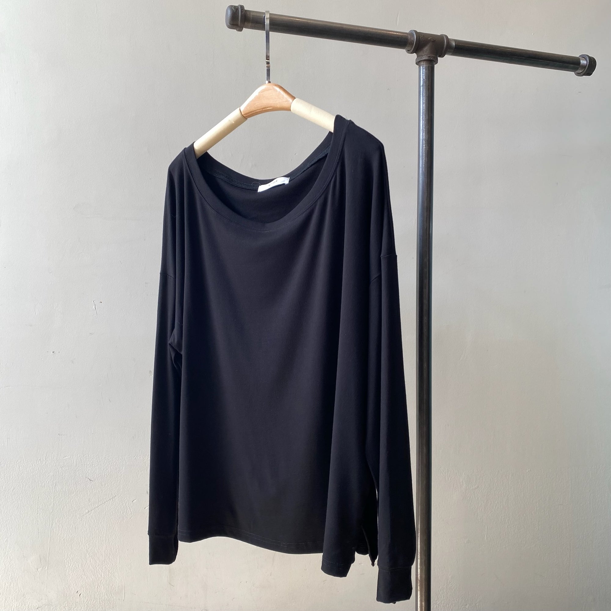 LOULOU Oversized Top