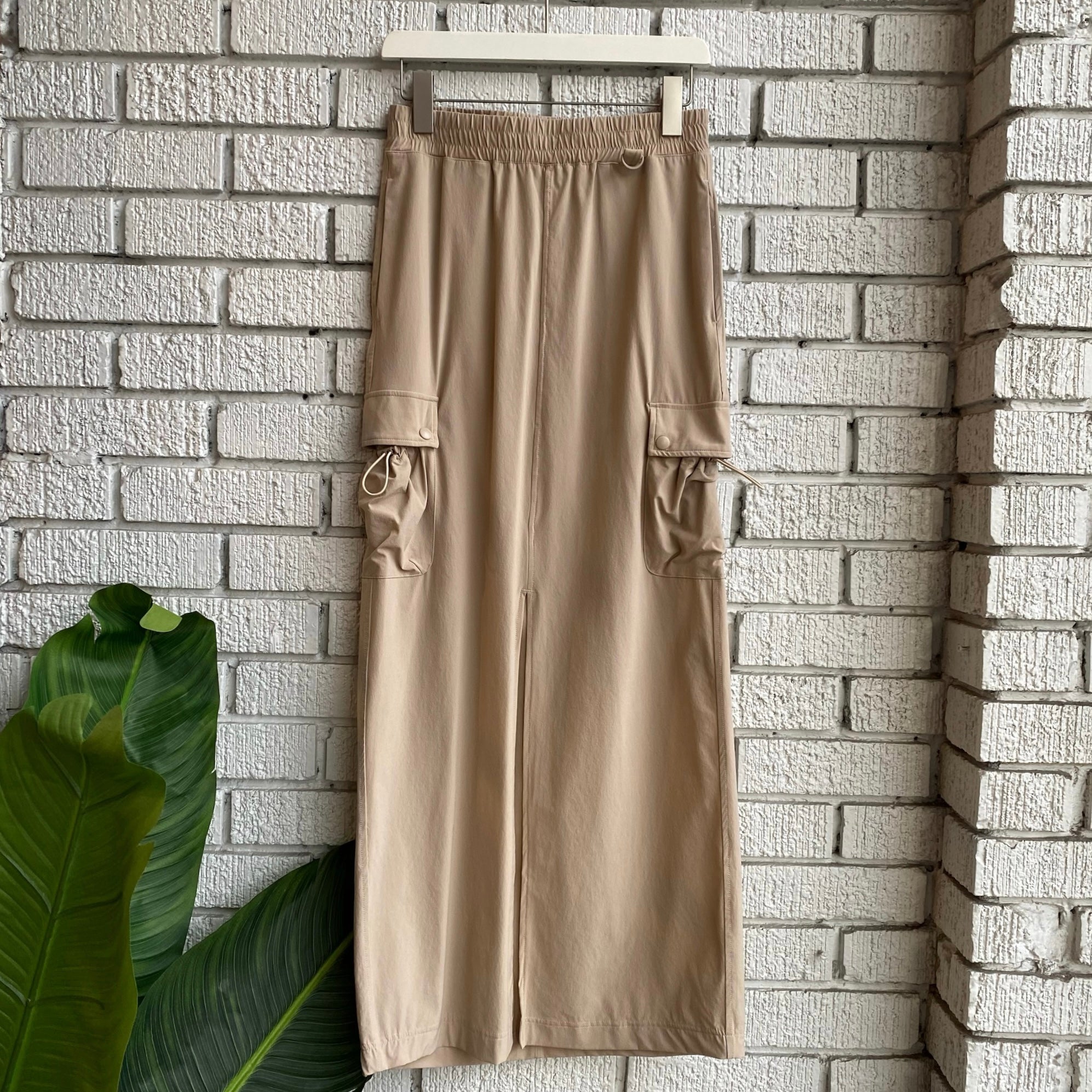 AVENA Cargo Skirt