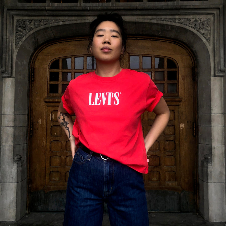 VARSITY TEE 90’S Series